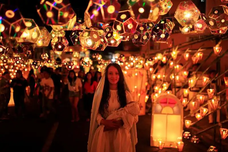 festival delle lanterne a el salvador, 