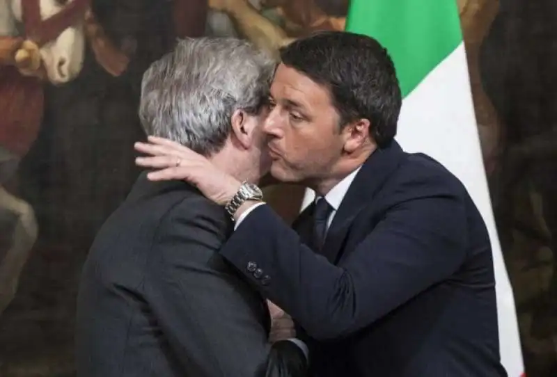 gentiloni e renzi   