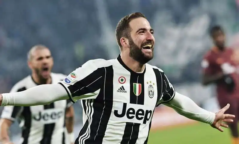 higuain juve roma