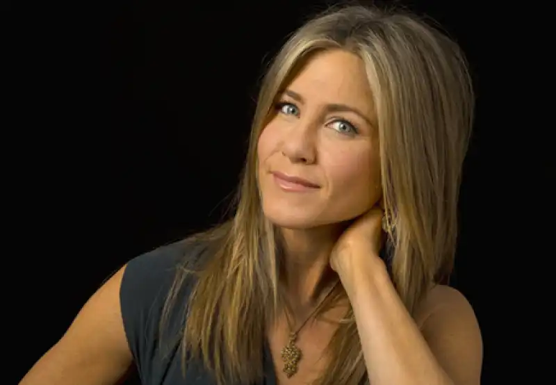 JENNIFER ANISTON