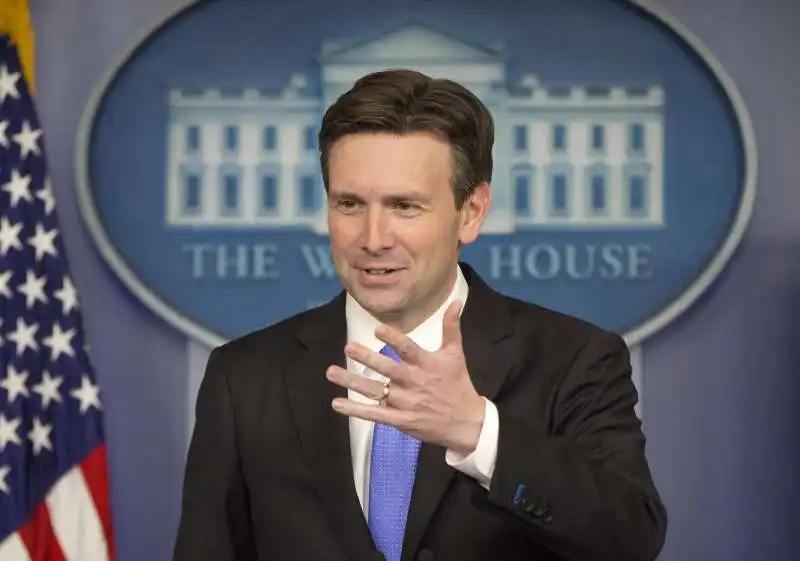 Josh Earnest