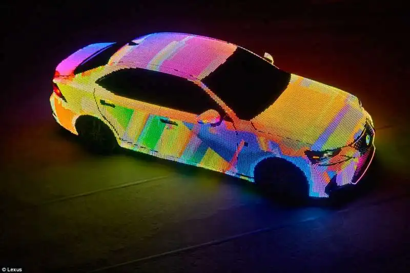 la nuova lexus a led