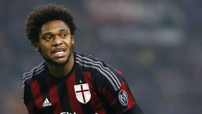 LUIZ ADRIANO