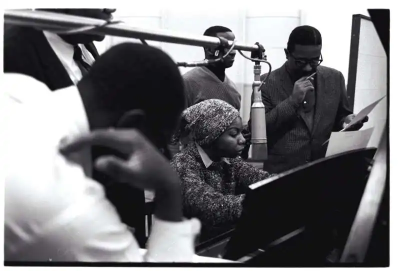 nina simone in studio