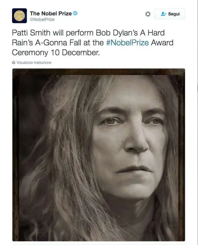 PATTI SMITH CANTA BOB DYLAN ALLA CERIMONIA NOBEL 