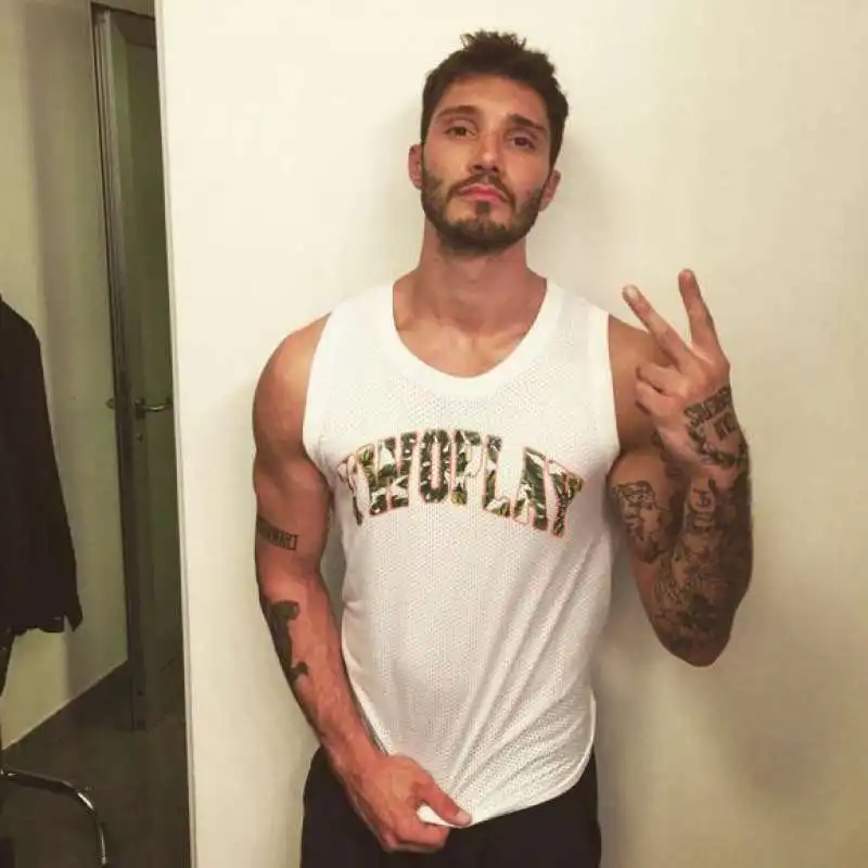 stefano de martino 