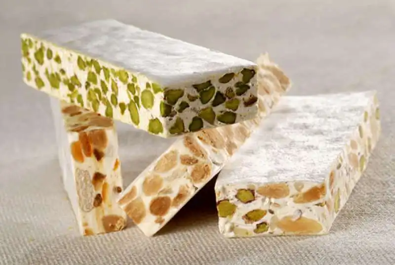 TORRONE