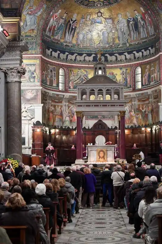 la basilica di santa maria in trastevere  (1)