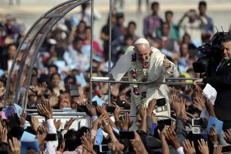 papa bergoglio in bangladesh  5