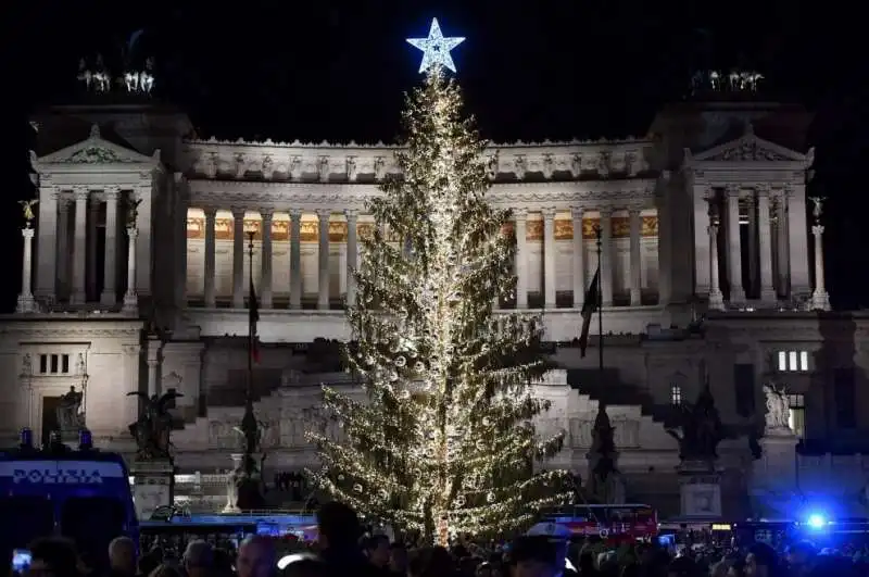 piazza venezia 19