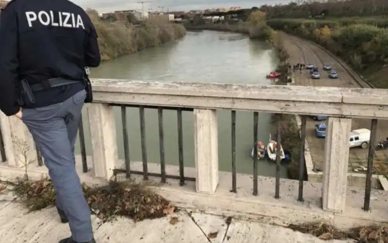 cadavere nel tevere 3