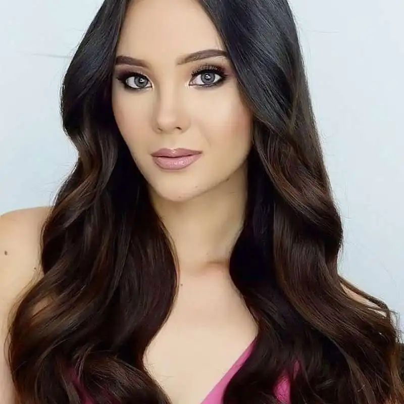 catriona gray 5