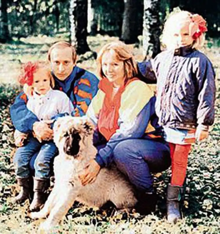 FAMIGLIA PUTIN