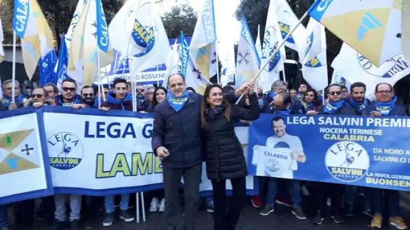 la lega sbarca a roma  1