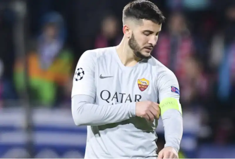 manolas