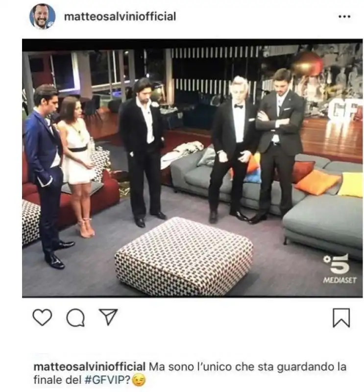 matteo salvini vede la finale del gfvip