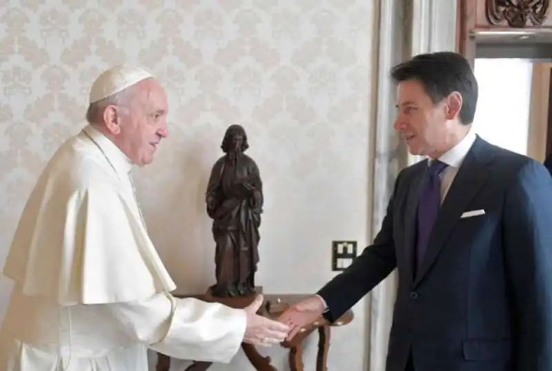 PAPA BERGOGLIO E GIUSEPPE CONTE