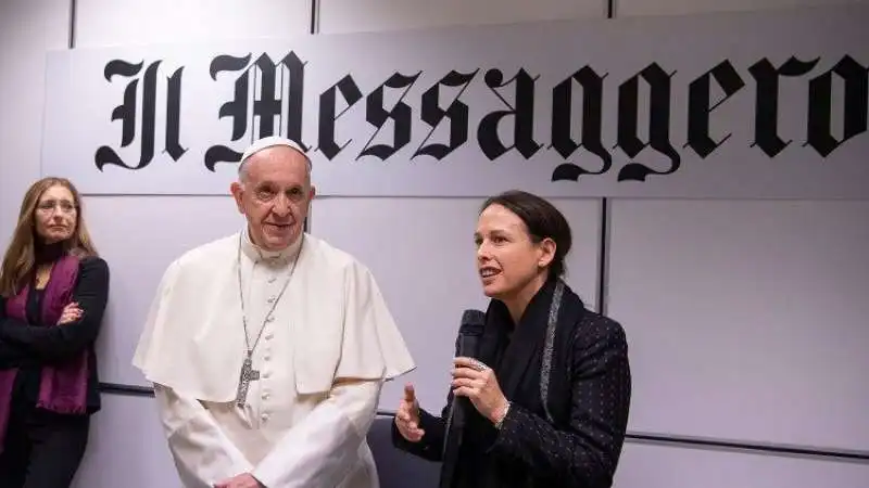 papa francesco bergoglio con azzurra caltagirone