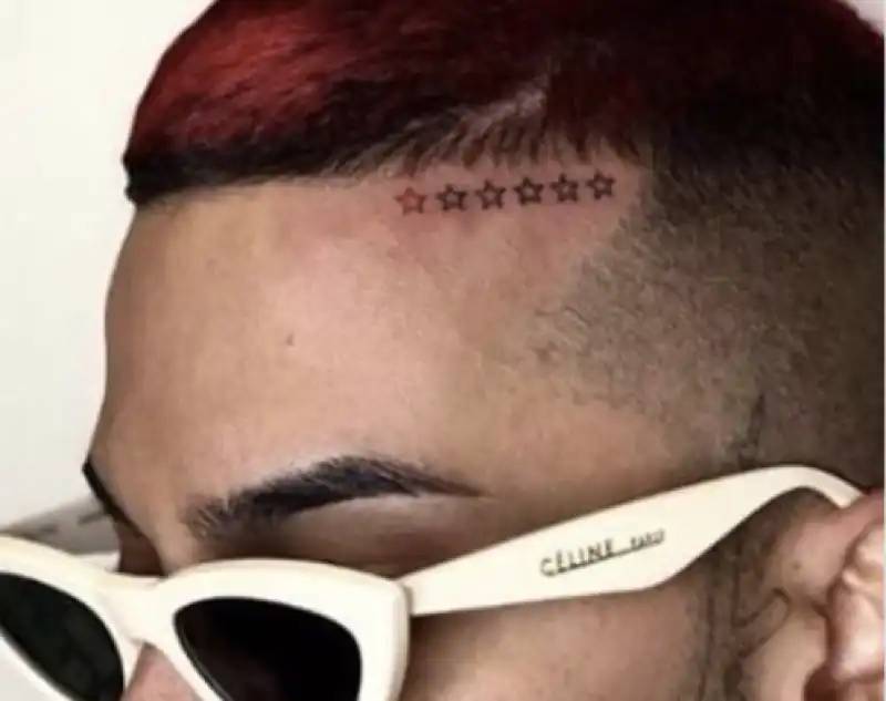 sfera ebbasta tatuaggio