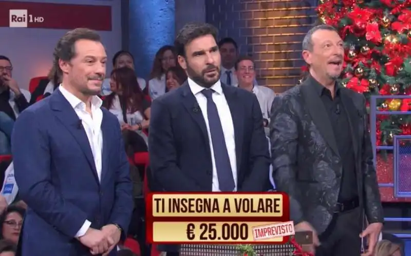 amadeus i soliti ignoti telethon con stefano accorsi e edoardo leo