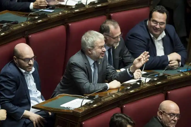 claudio borghi e i deputati leghisti contro conte sul mes