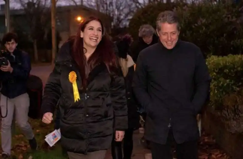 hugh grant e luciana berger  1