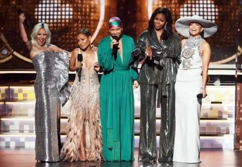 lady gaga, jada pinkett smith, alicia keys, michelle obama e jennifer lopez