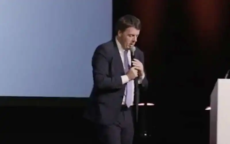 matteo renzi al teatro strehler di milano