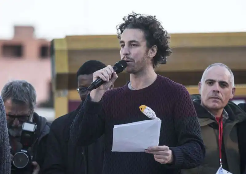 mattia santori a piazza san giovanni 3