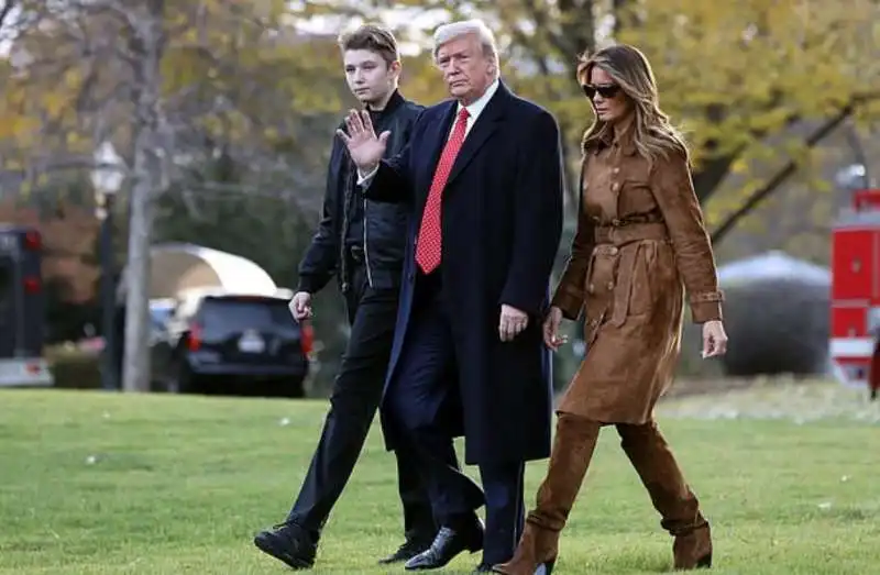 melania, donald trump e il figlio barron