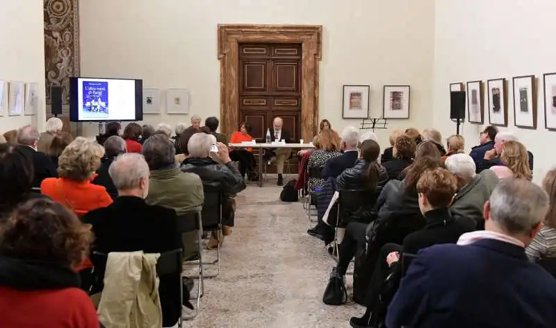 presentazione libro l altra meta di parigi