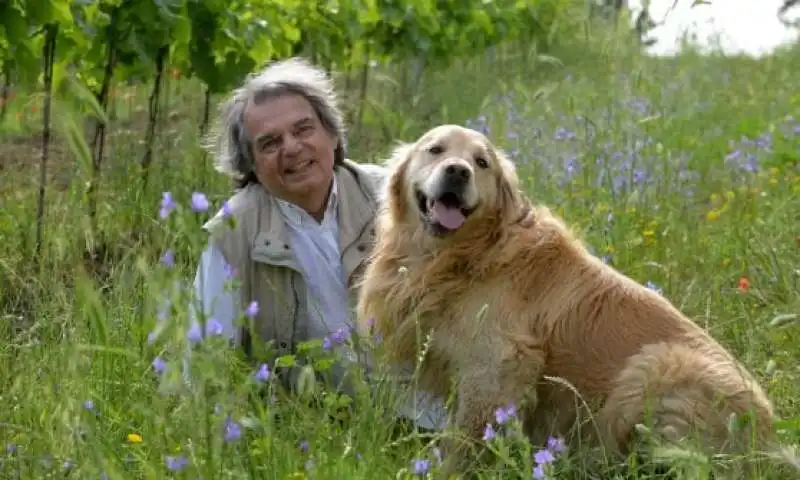 renato brunetta bucolico con golden retriever