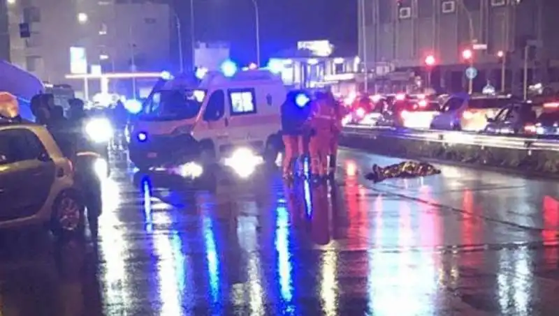 roma, incidente a ponte milvio3