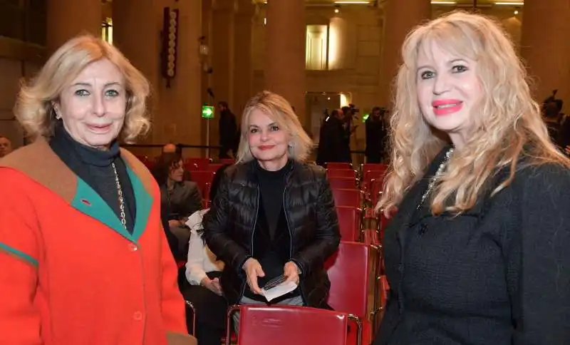 sandra carraro  augusta iannini  valeria licastro  foto di bacco