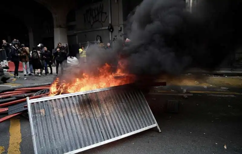 sciopero in francia durante le festivita' natalizie 15