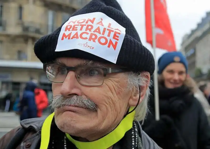 sciopero in francia durante le festivita' natalizie 18