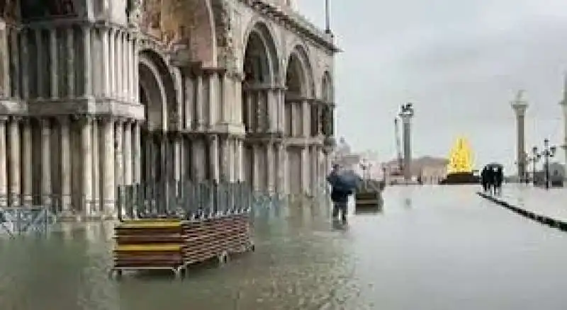 acqua alta a venezia 2