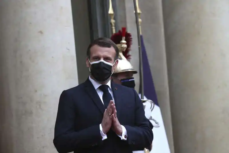 emmanuel macron  