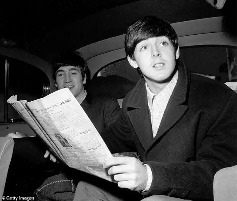 john lennon e paul mccartney nel 1963