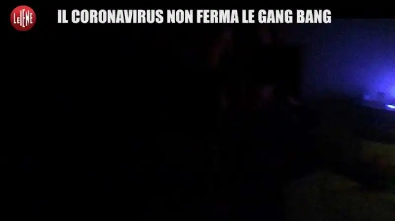 le gang bang durante la pandemia   servizio le iene 8