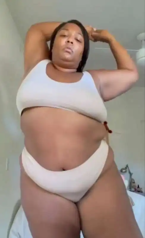 lizzo 6