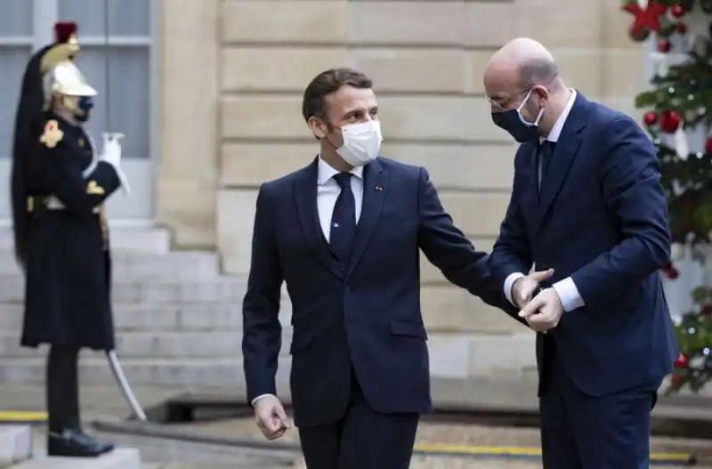 MACRON E CHARLES MICHEL