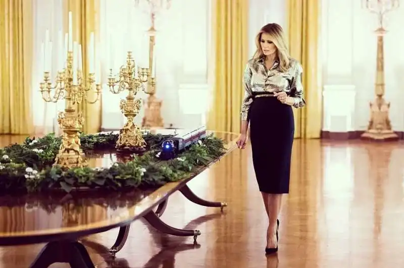 melania trump e le decorazioni di natale alla casa bianca 3