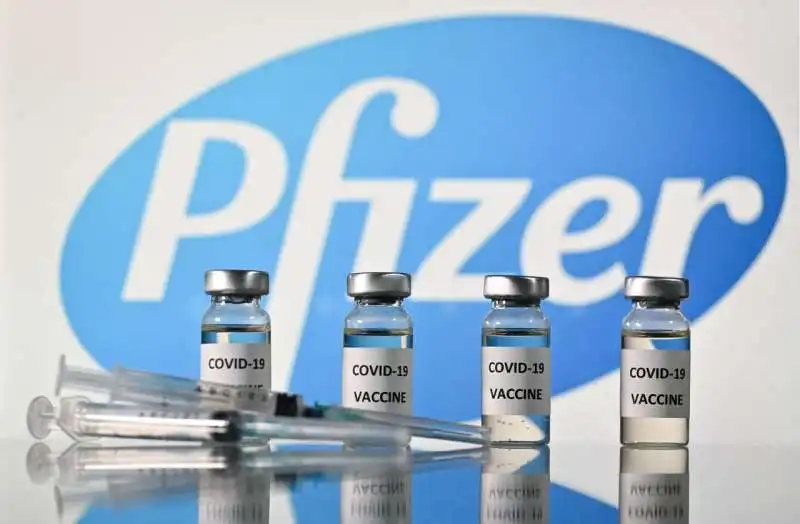 VACCINO PFIZER 1