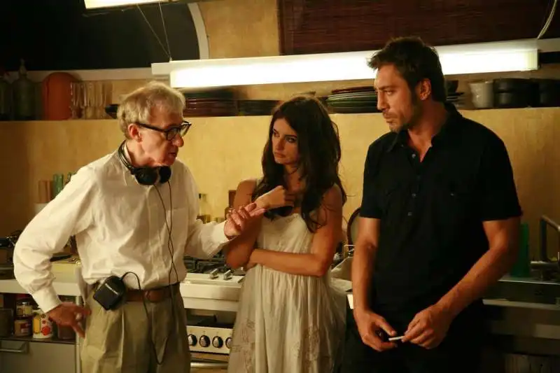 woody allen penelope cruz javier bardem sul set di vicky cristina barcelona 