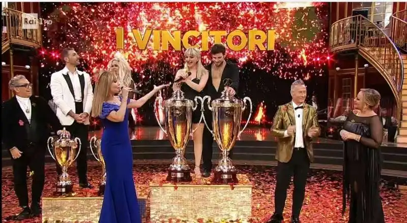 arisa vince ballando  con le stelle  