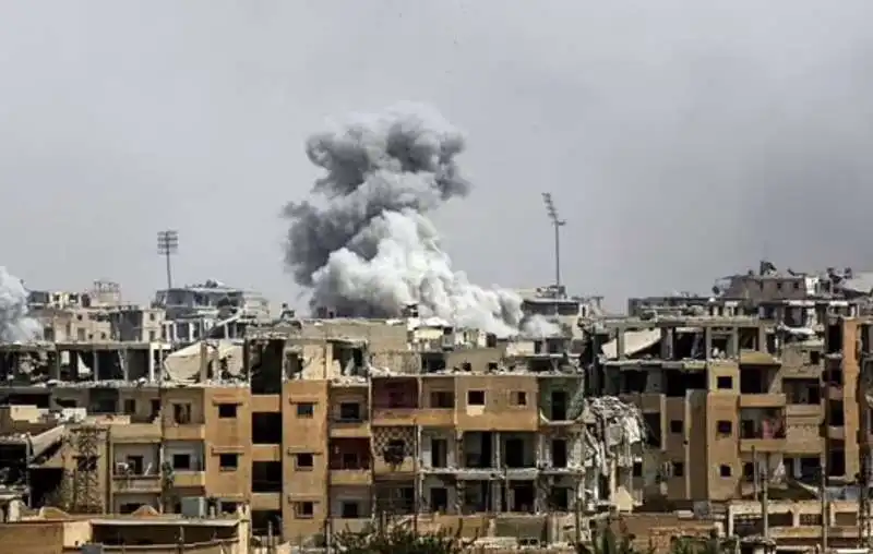 bombardamenti usa in siria 6