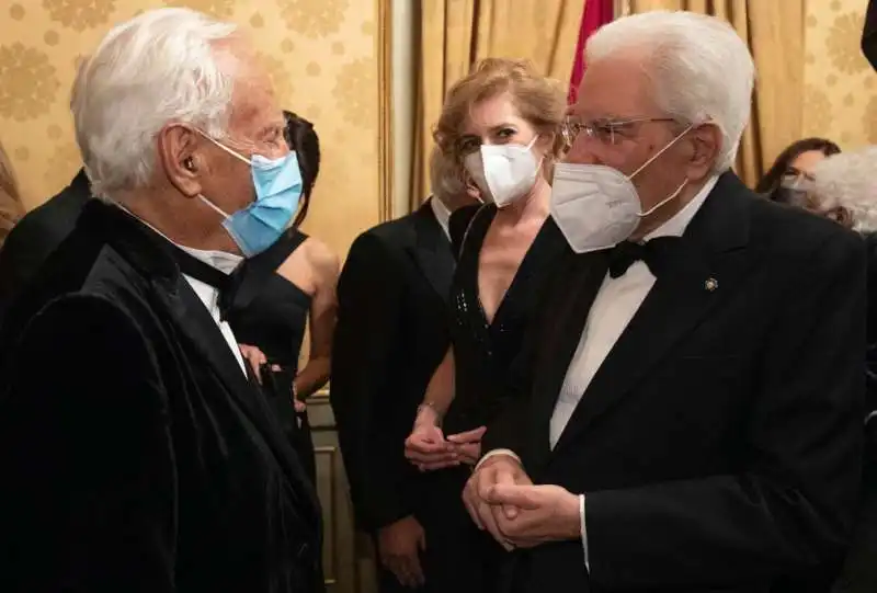 giorgio armani  sergio mattarella 