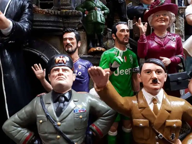 hitler mussolini presepe