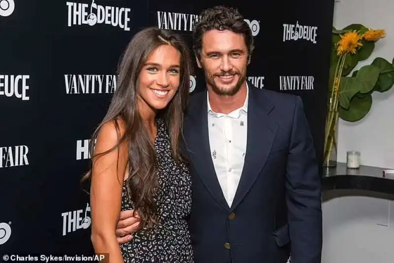 James Franco con Isabel Pakzad